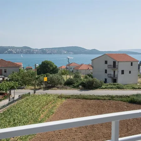 Iva Apartment