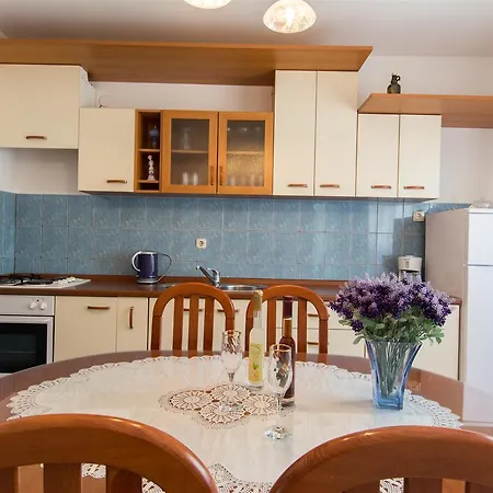 Iva Apartment *